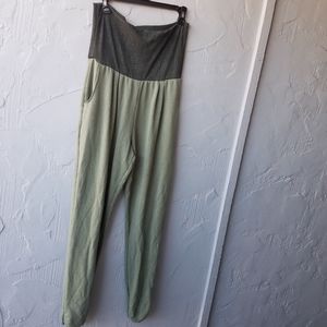 ANTHRO Saturday sunday green joggers medium
